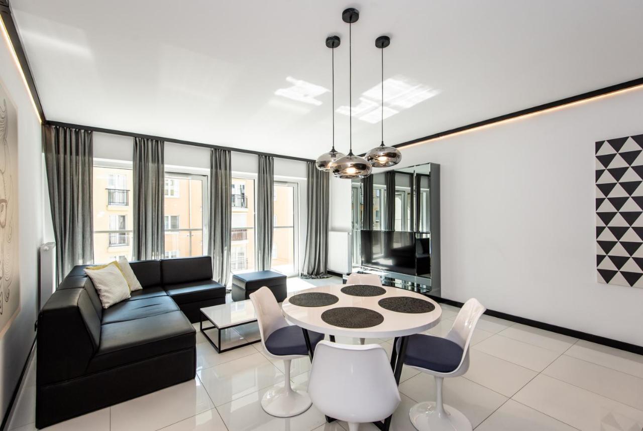 Super-Apartamenty Presidential Suite Poznań Exteriör bild