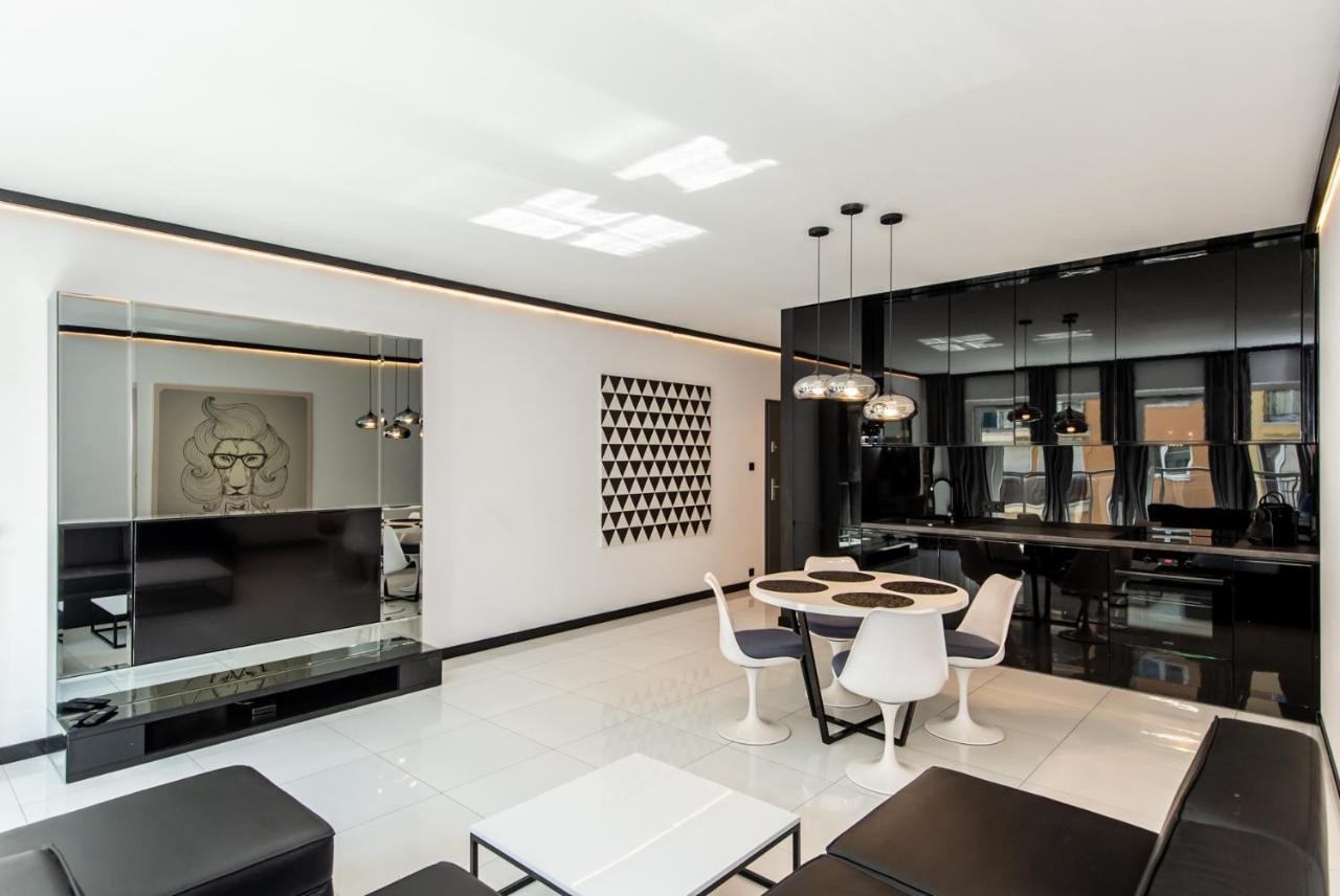 Super-Apartamenty Presidential Suite Poznań Exteriör bild