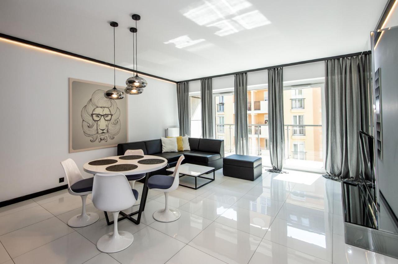 Super-Apartamenty Presidential Suite Poznań Exteriör bild