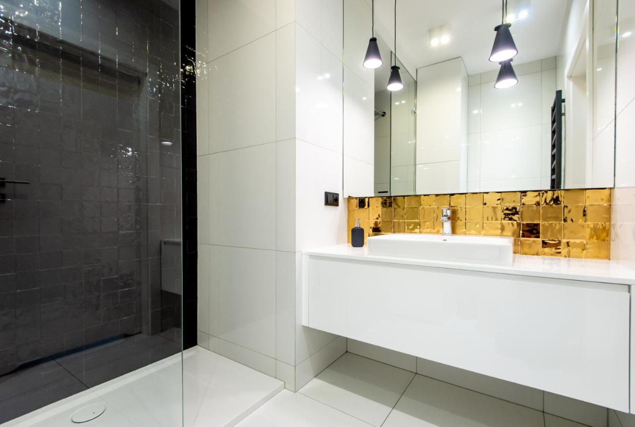 Super-Apartamenty Presidential Suite Poznań Exteriör bild