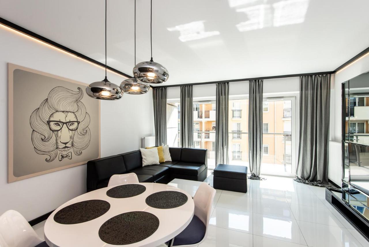Super-Apartamenty Presidential Suite Poznań Exteriör bild